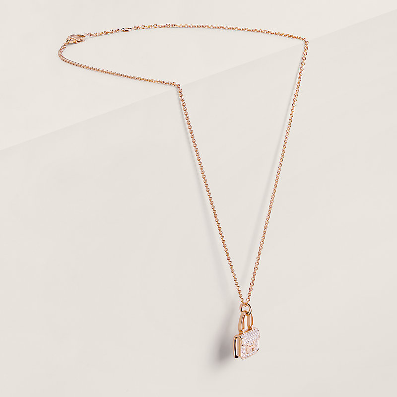 Amulettes Constance墜飾| Hermès 愛馬仕台灣地區官網